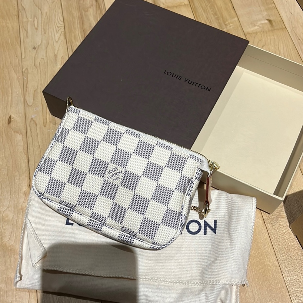 Authentic Louis Vuitton Damier Azur Mini Pochette Accessoires pouch - Picture 1 of 5